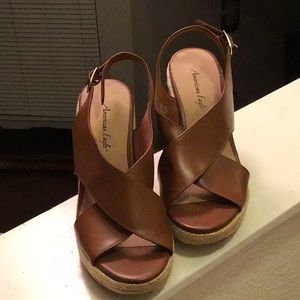 American Eagle brown Sandler’s